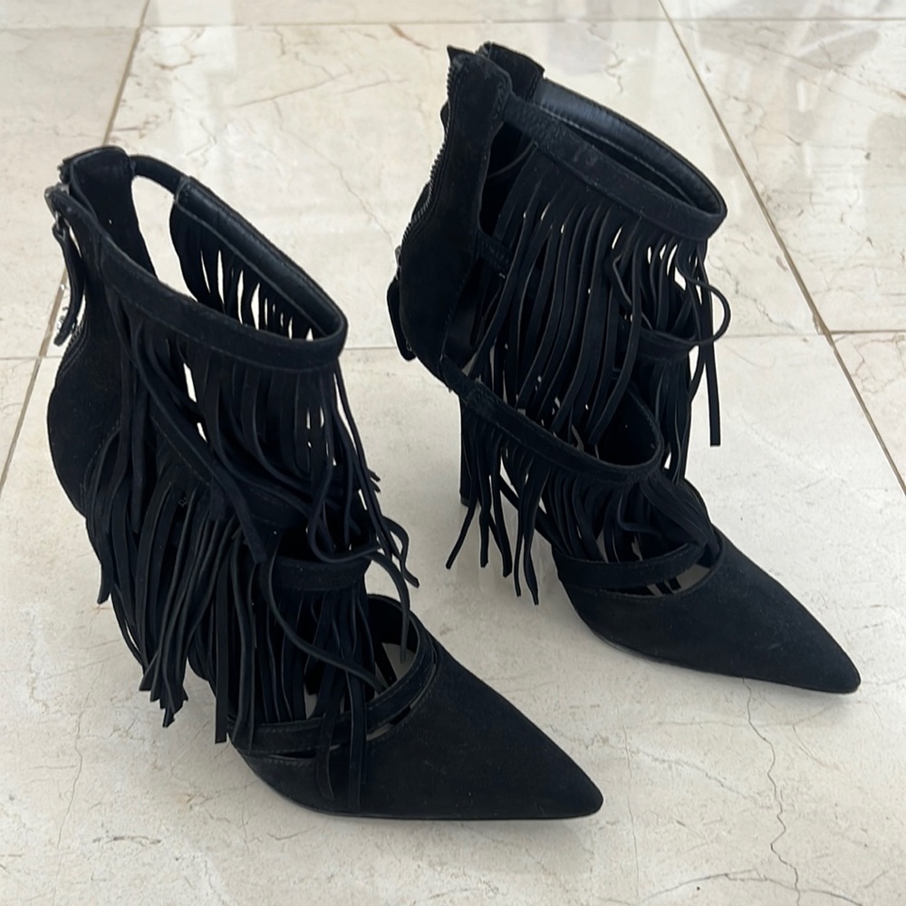 Alice and Olivia Fringe Suede Heels Size 8 Unworn